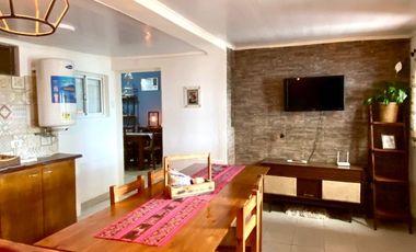 Casa en venta c/ cochera en San José