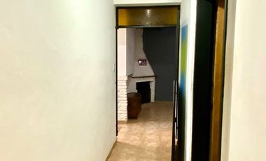 Casa en venta c/ cochera en San José