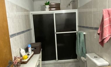 Casa en venta c/ cochera en San José