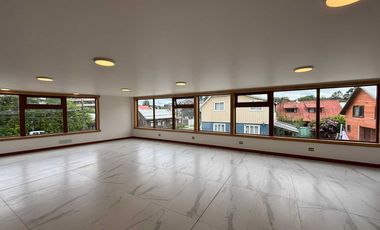 Oficina en arriendo en PUERTO VARAS