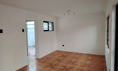 Casa en Arriendo en Gran avenida jose miguel carrera con octava avenida