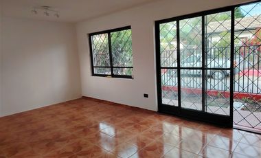 Casa en Arriendo en Gran avenida jose miguel carrera con octava avenida