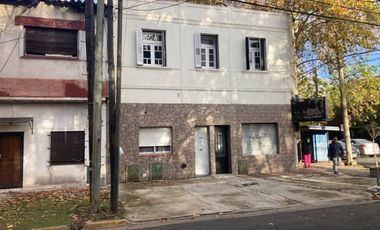 Amplio departamento en Adrogue