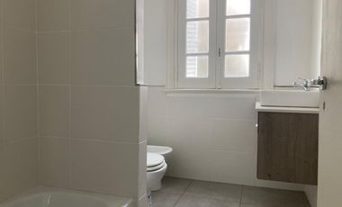 Amplio departamento en Adrogue