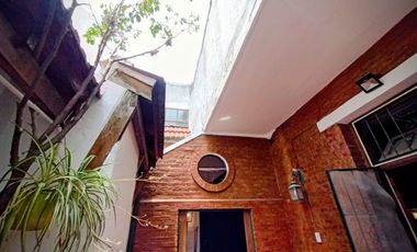 VILLA URQUIZA PH 2 AMB. CON ENTREPISO PATIO PB