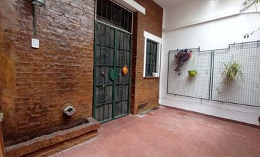 VILLA URQUIZA PH 2 AMB. CON ENTREPISO PATIO PB