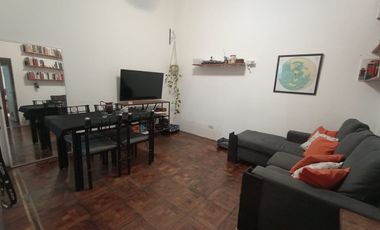 VILLA URQUIZA PH 2 AMB. CON ENTREPISO PATIO PB