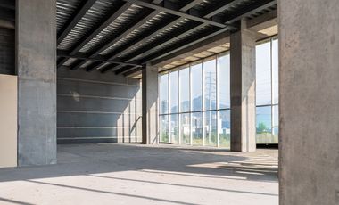 Oficina en renta de 570m2 zona Santa Bárbara San Pedro Garza García