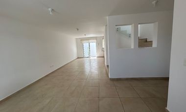 Hermosa Casa en Privada Manantiales Residence