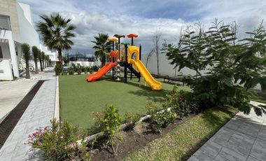 Hermosa Casa en Privada Manantiales Residence