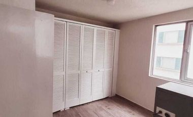 EN VENTA Remodelado departamento. Ubicacion Sur