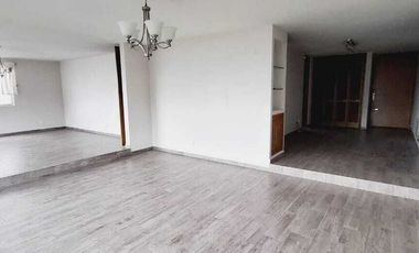 EN VENTA Remodelado departamento. Ubicacion Sur