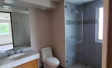 EN VENTA Remodelado departamento. Ubicacion Sur