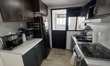 DEPARTAMENTO SIN MUEBLES INTERIOR EN RENTA EN FERRERÍA