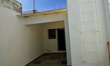 CASA EN RENTA JARDINES DEL COUTRY