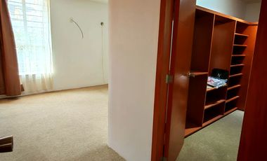 CASA EN RENTA JARDINES DEL COUTRY