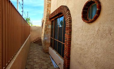 CASA EN RENTA JARDINES DEL COUTRY