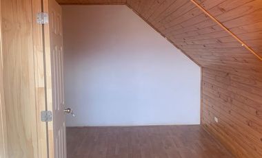 Casa en arriendo 3D/1Bc/ 3 estacionamiento en villa Conavicoop