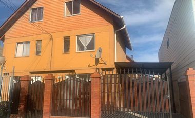 Casa en arriendo 3D/1Bc/ 3 estacionamiento en villa Conavicoop