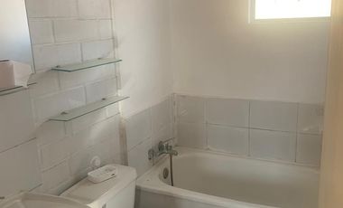 Casa en arriendo 3D/1Bc/ 3 estacionamiento en villa Conavicoop