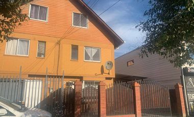 Casa en arriendo 3D/1Bc/ 3 estacionamiento en villa Conavicoop