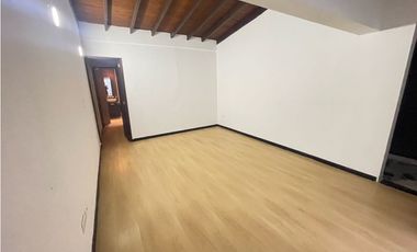 Se Vende Casa -Sector La Castellana