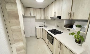 Casa Remodelada en Conjunto cerrado al Sur de la Ciudad