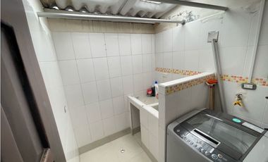 Casa Remodelada en Conjunto cerrado al Sur de la Ciudad