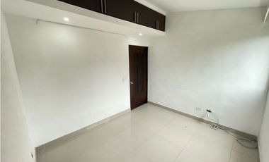 Casa Remodelada en Conjunto cerrado al Sur de la Ciudad