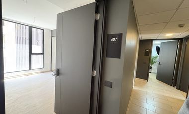 Oficina en Arriendo en Padre Mariano 98,Metro Pedro de Valdivia