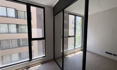 Oficina en Arriendo en Padre Mariano 98,Metro Pedro de Valdivia