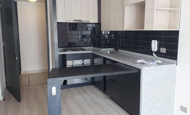 DEPARTAMENTO CERCA DE ESTACIÓN DE METRO LO OVALLE