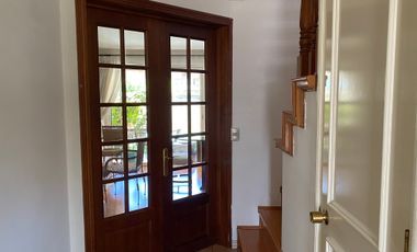 SE ARRIENDA CASA AMPLIADA 4D 3B