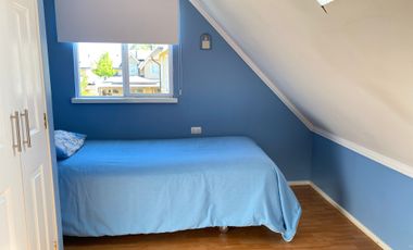 SE ARRIENDA CASA AMPLIADA 4D 3B