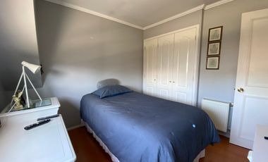 SE ARRIENDA CASA AMPLIADA 4D 3B