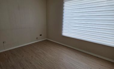 LINDA CASA REMODELADA DE 3 DORMITORIOS EN  LOMAS DE MIRASUR