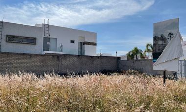 Venta Terreno en esquina, Casa Fuerte, Tlajomulco de Zuñiga