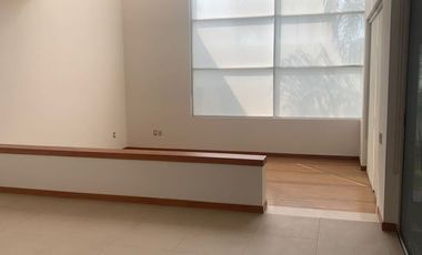 CASA EN RENTA FRACC.  PUERTA DEL BOSQUE, ZAPOPAN