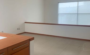 CASA EN RENTA FRACC.  PUERTA DEL BOSQUE, ZAPOPAN