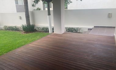 CASA EN RENTA FRACC.  PUERTA DEL BOSQUE, ZAPOPAN