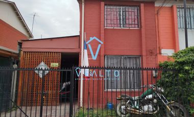 CASA  EN VENTA DE 2 PISOS EN QUILICURA 2D ,1B,1E