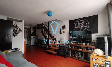 CASA  EN VENTA DE 2 PISOS EN QUILICURA 2D ,1B,1E