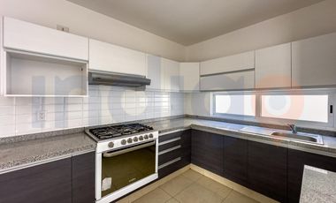 CASA EN VENTA EN PUNTA ESMERALDA EN CORREGIDORA