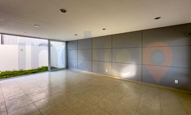 CASA EN VENTA EN PUNTA ESMERALDA EN CORREGIDORA