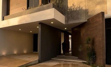 ESPECTACULAR CASA EN VENTA EN PRADERAS DEL MAYAB, CONKAL.