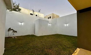 ESPECTACULAR CASA EN VENTA EN PRADERAS DEL MAYAB, CONKAL.