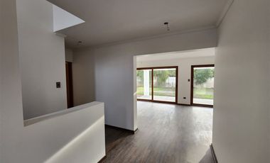 Casa en Arriendo en Condominio Mirador de Nogales, Machalí