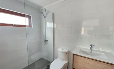 Casa en Arriendo en Condominio Mirador de Nogales, Machalí