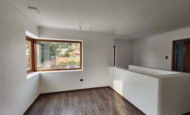 Casa en Arriendo en Condominio Mirador de Nogales, Machalí