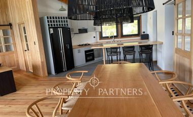 Patagonia, espectacular casa orilla lago General Carrera